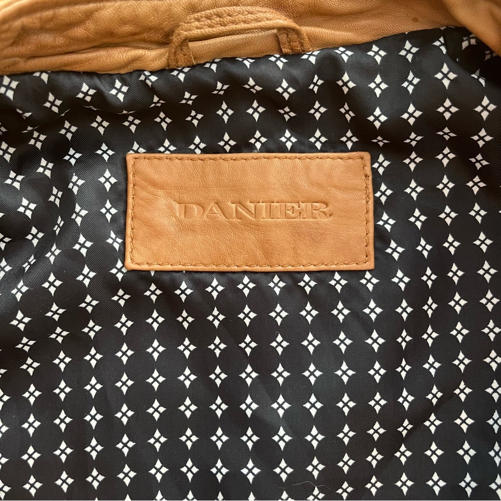 Danier Leather Jacket - Picture 5 of 7
